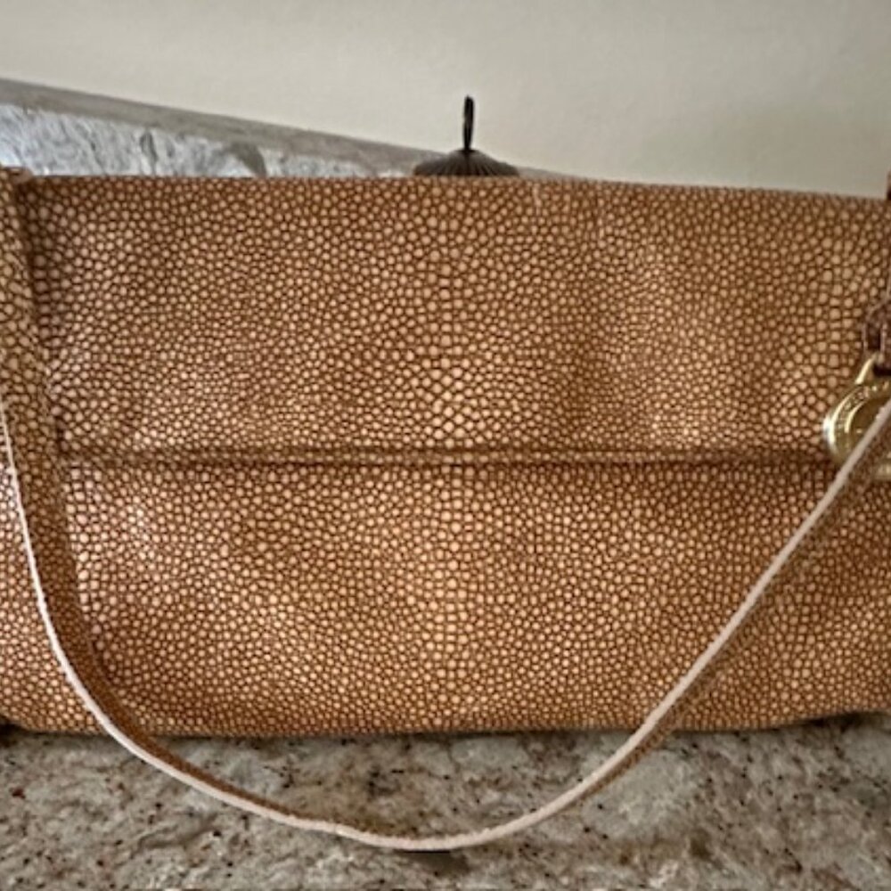 NWOT Brahmin Fold Over Shoulder Bag - Picture 4 of 15